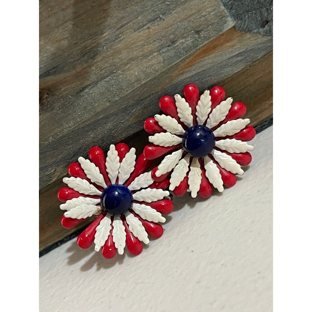 Vintage old earrings